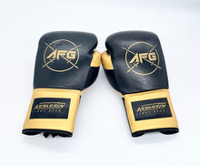 Load image into Gallery viewer, Custom Pro Fight Gloves